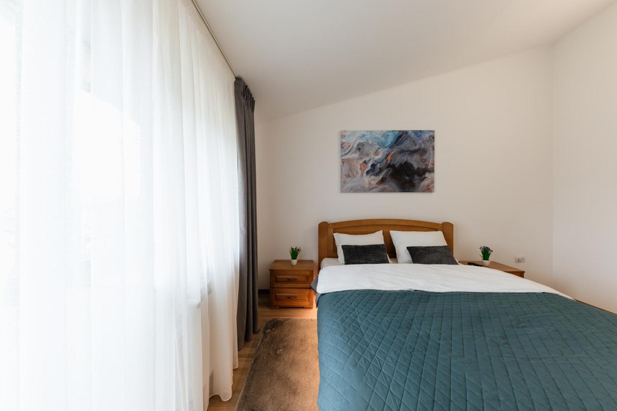 Luxury Apartments Uzhorod Экстерьер фото