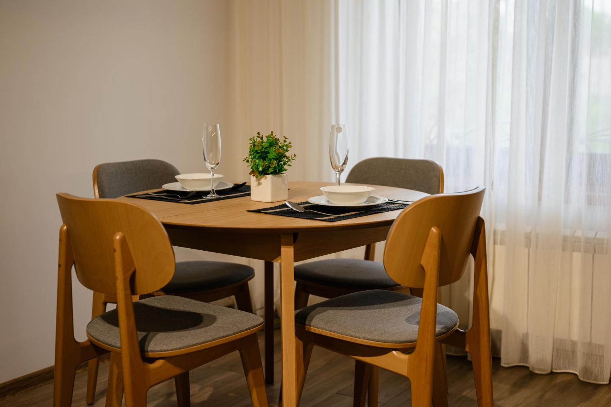 Luxury Apartments Uzhorod Экстерьер фото