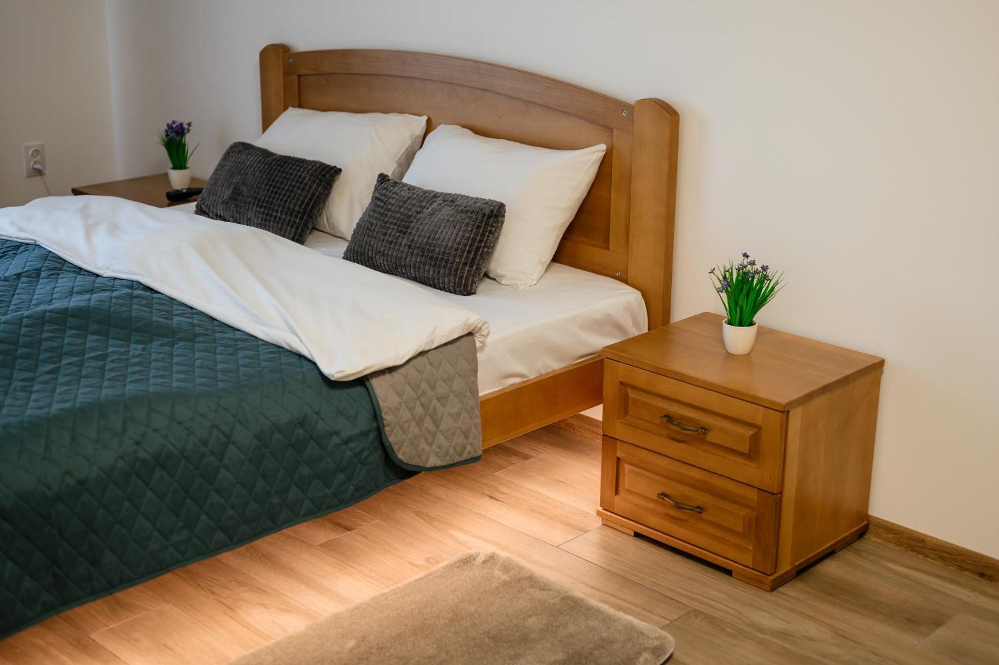 Luxury Apartments Uzhorod Экстерьер фото