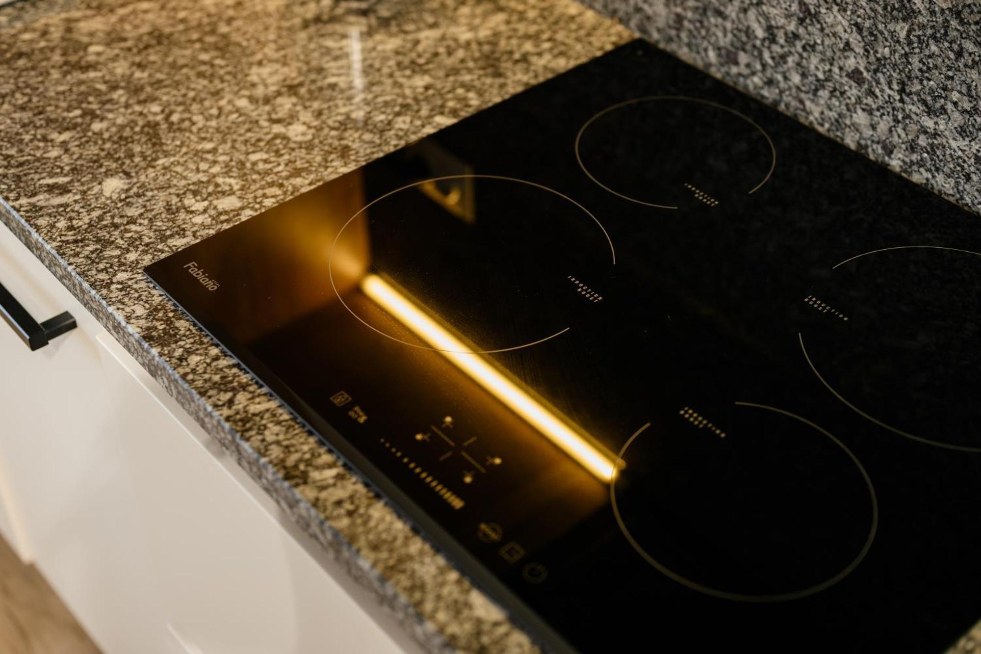 Luxury Apartments Uzhorod Экстерьер фото